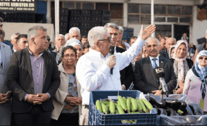Aydıncık Salatalık Üreticilerinden Düşük Fiyat Protestosu: Zararımız Kimin Suçu?